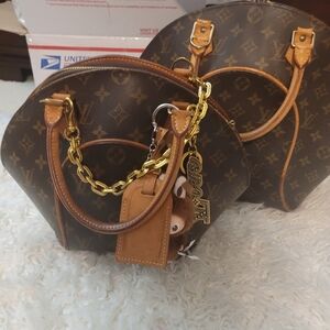 Louis Vuitton GM Ellispe with COA